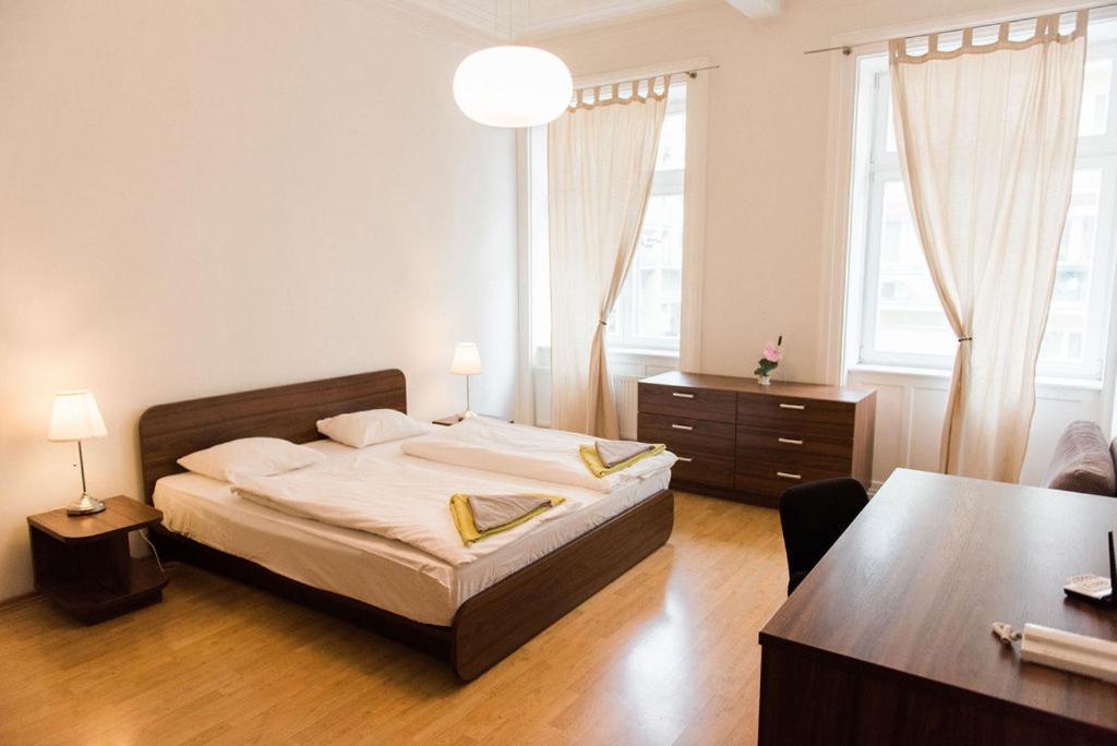 Lion Apartments In Historical Center, Bratislava Old Town Ngoại thất bức ảnh