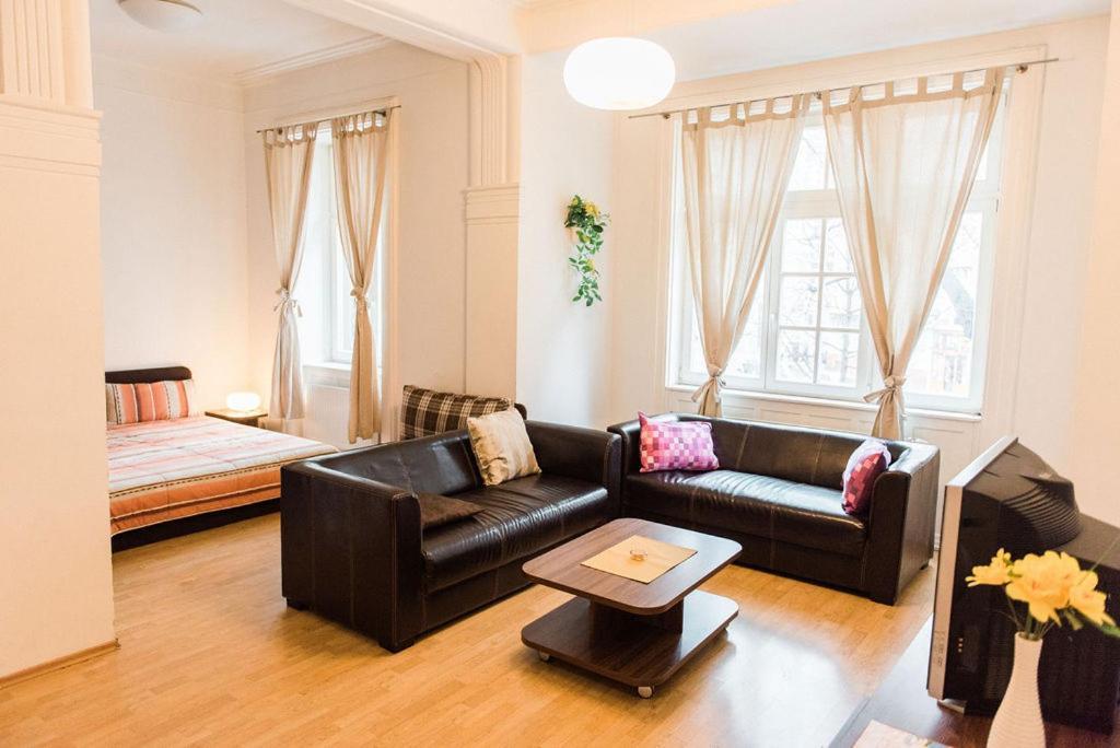 Lion Apartments In Historical Center, Bratislava Old Town Ngoại thất bức ảnh